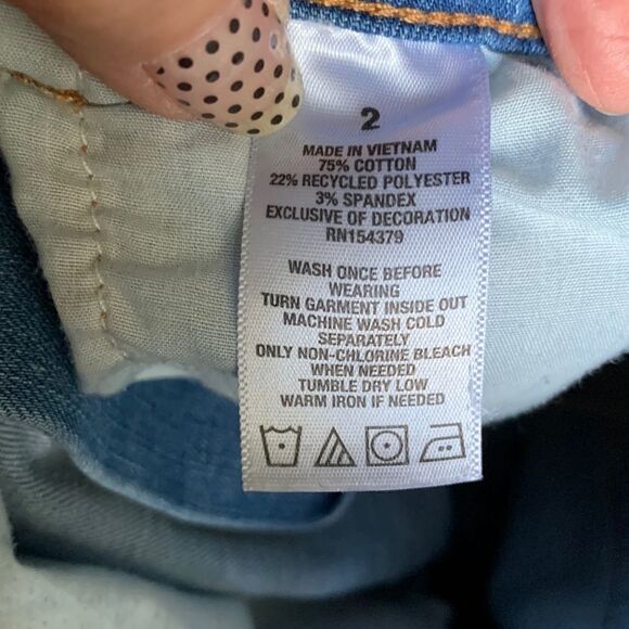 Aeropostale high-rise size 2 distressed shorts - Picture 9 of 11